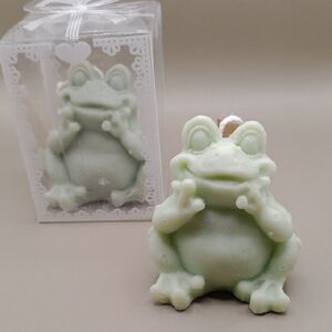 Green Frog Shaped Candle